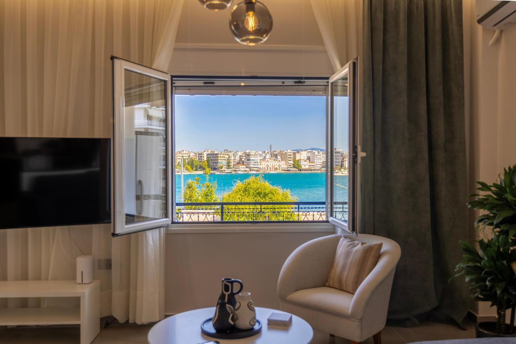 Luxury Apartment By The Sea- Euripus Strait Karababás Exteriör bild